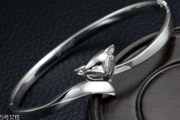 鉑金手鐲哪個(gè)牌子好 這些都很值得入手 鉑金手鐲哪個(gè)牌子好 這些都很值得入手