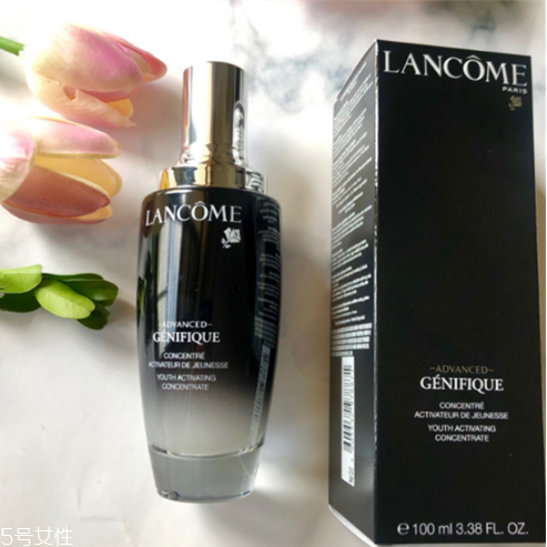 蘭蔻小黑瓶和雅詩蘭黛小棕瓶哪個好 各自有各自的好處 蘭蔻小黑瓶和雅詩蘭黛小棕瓶哪個好 各自有各自的好處