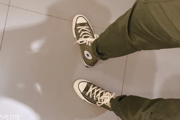 匡威1970s偏碼嗎 最好親自試穿 匡威1970s偏碼嗎 最好親自試穿