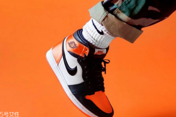 aj1絲綢扣碎有男款嗎 驚艷人心的設(shè)計 aj1絲綢扣碎有男款嗎 驚艷人心的設(shè)計