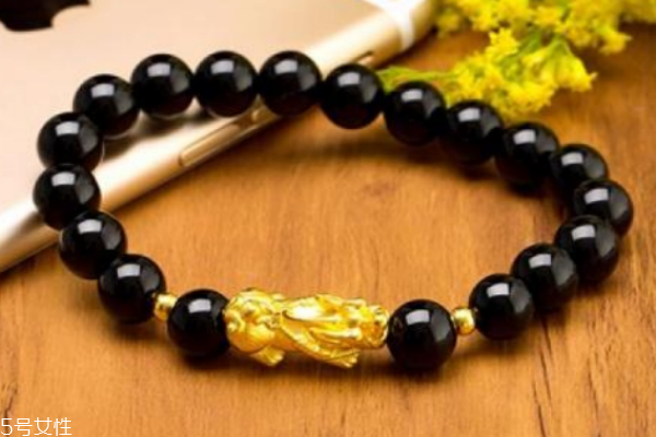 黃金貔貅手鏈如何挑選 有很多小細(xì)節(jié) 黃金貔貅手鏈如何挑選 有很多小細(xì)節(jié)