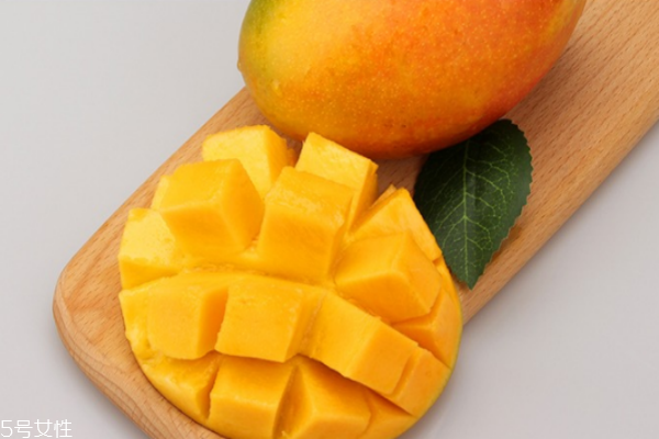 芒果沒熟怎么保存 這樣做可以催熟 芒果沒熟怎么保存 這樣做可以催熟