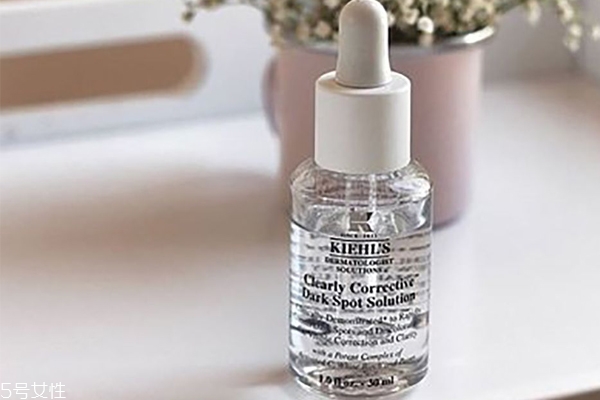 曬黑用什么美白精華好 4款好評(píng)度很高的美白精華 曬黑用什么美白精華好 4款好評(píng)度很高的美白精華