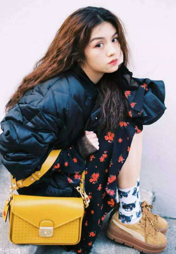 什么是嬉皮士卷發(fā) 嬉皮士卷發(fā)型圖片 什么是嬉皮士卷發(fā) 嬉皮士卷發(fā)型圖片