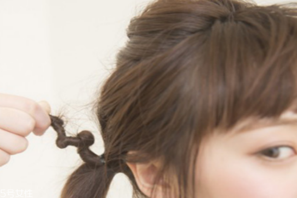 夏天頭發(fā)怎么盤(pán)好看 日系空氣感束發(fā)教程 夏天頭發(fā)怎么盤(pán)好看 日系空氣感束發(fā)教程