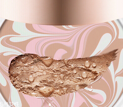 2018愛敬新款氣墊好用嗎 愛敬新款和老款的區(qū)別 2018愛敬新款氣墊好用嗎 愛敬新款和老款的區(qū)別