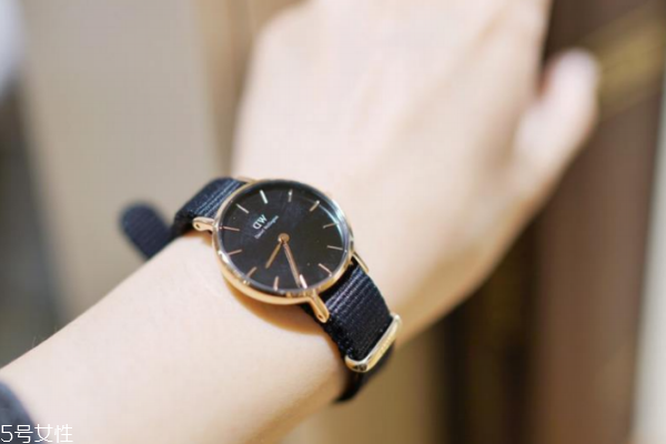 dw手表代購為什么便宜 選擇代購要謹慎 dw手表代購為什么便宜 選擇代購要謹慎