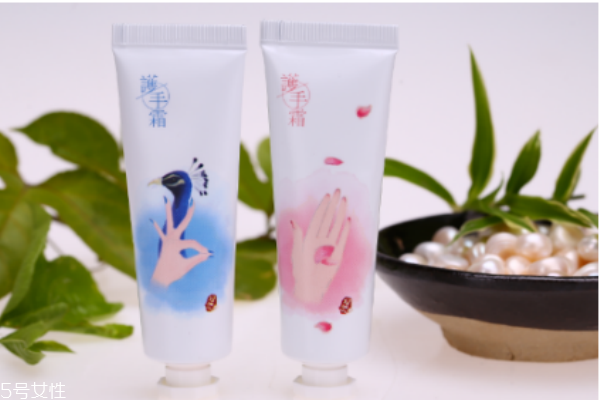 手的皮膚粗糙怎么改善 手皮膚粗糙的小妙招 手的皮膚粗糙怎么改善 手皮膚粗糙的小妙招