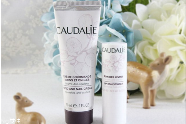 夏天可以涂護(hù)手霜嗎 夏天護(hù)手霜推薦 夏天可以涂護(hù)手霜嗎 夏天護(hù)手霜推薦