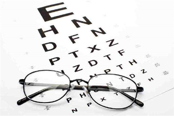 控制近視最有效的7個方法 控制近視最有效的7個方法