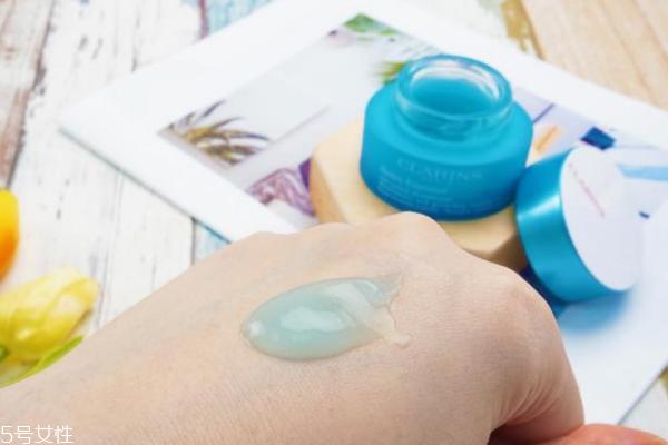 嬌韻詩沁潤奇肌凝露適合年齡 不油不膩不挑年紀(jì) 嬌韻詩沁潤奇肌凝露適合年齡 不油不膩不挑年紀(jì)