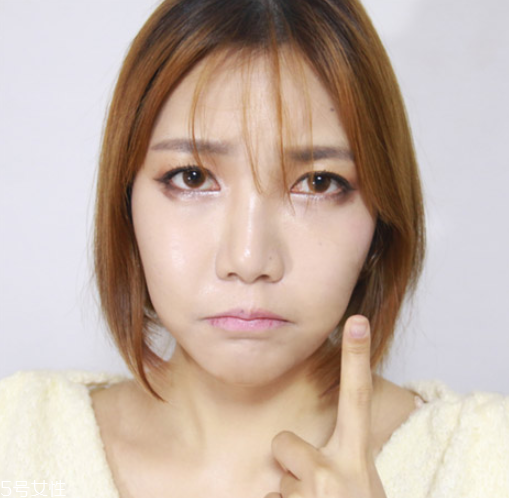 中午睡覺起來怎么補(bǔ)妝 快速補(bǔ)妝技巧 中午睡覺起來怎么補(bǔ)妝 快速補(bǔ)妝技巧