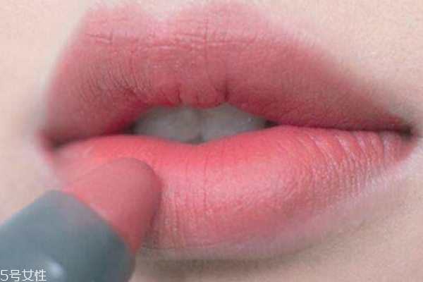 油性皮膚吃?shī)y怎么辦 萬萬沒想到可以這樣做