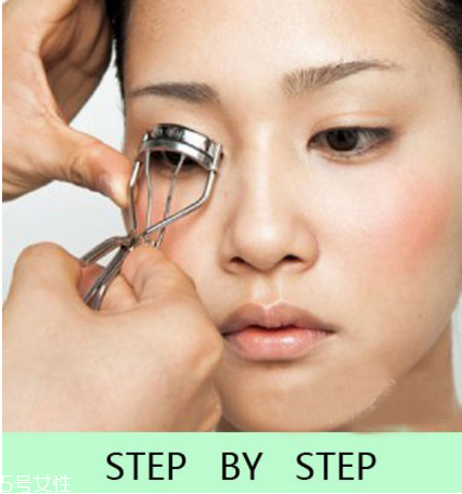 油性皮膚吃?shī)y怎么辦 萬萬沒想到可以這樣做