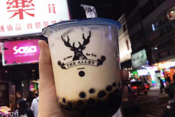 奶茶太甜怎么辦 加水加奶都可以 奶茶太甜怎么辦 加水加奶都可以