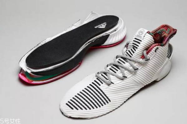 阿迪達(dá)斯羅斯9拆解 從細(xì)節(jié)了解配置 阿迪達(dá)斯羅斯9拆解 從細(xì)節(jié)了解配置