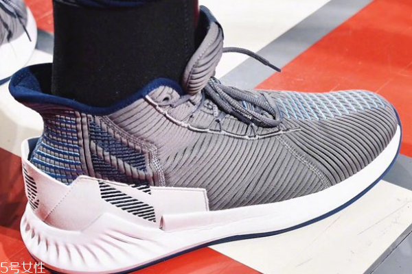 阿迪達(dá)斯羅斯9拆解 從細(xì)節(jié)了解配置 阿迪達(dá)斯羅斯9拆解 從細(xì)節(jié)了解配置