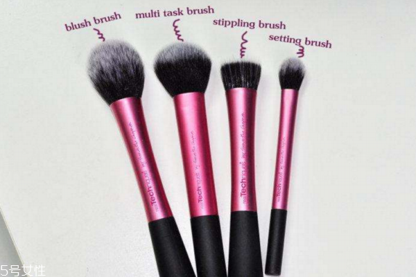 nars腮紅用什么刷子最好 nars腮紅搭配好助手 nars腮紅用什么刷子最好 nars腮紅搭配好助手