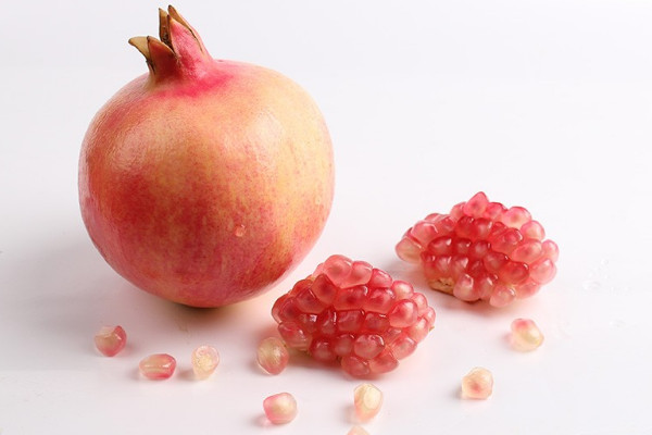 軟籽石榴跟普通石榴有什么區(qū)別？軟籽石榴分辨好壞方法