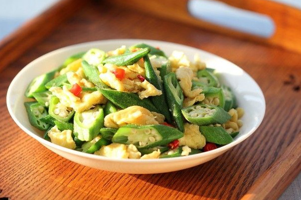 秋葵炒雞蛋要焯水嗎？孕婦吃秋葵得注意這些