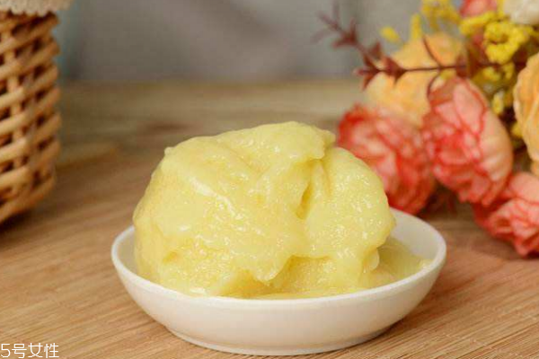 蜂王漿有保質(zhì)期嗎 買蜂王漿必看 蜂王漿有保質(zhì)期嗎 買蜂王漿必看