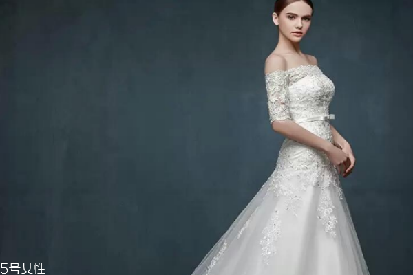 胸小怎么穿婚紗 這些竅門要掌握 胸小怎么穿婚紗 這些竅門要掌握