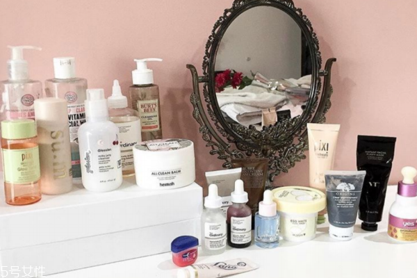 雖然30但仍17申惠善保養(yǎng)秘方 永保17歲回春術(shù) 雖然30但仍17申惠善保養(yǎng)秘方 永保17歲回春術(shù)