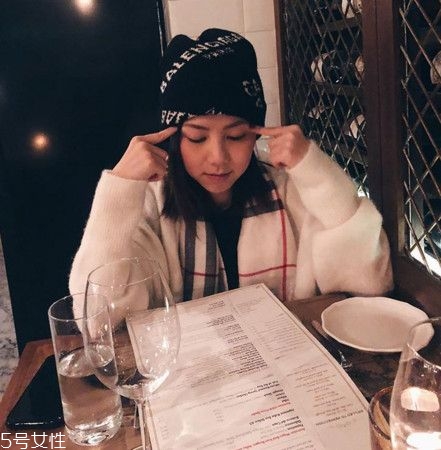 鄧紫棋怎么瘦腿的 飲食健身兩不誤 鄧紫棋怎么瘦腿的 飲食健身兩不誤