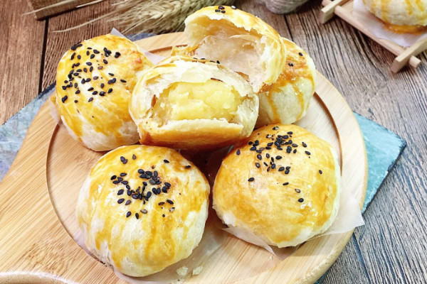 自制月餅的油皮和酥皮都怎么做？酥皮起酥不好的原因