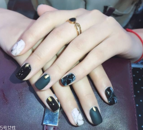 2018美甲流行色 2018美甲圖片大全 2018美甲流行色 2018美甲圖片大全