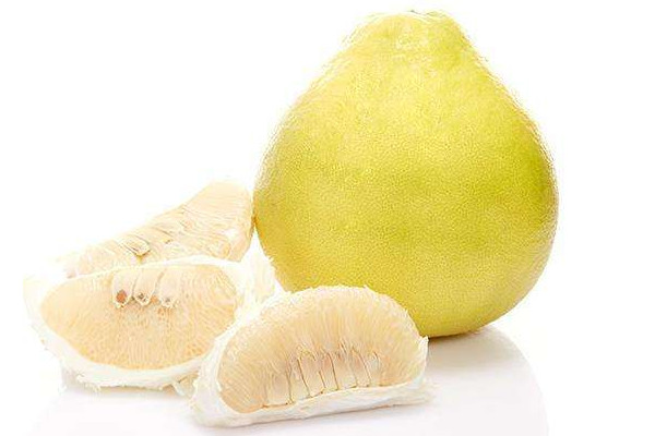 吃沙田柚對(duì)身體有什么好處？買的時(shí)候一掂二摸三擠壓