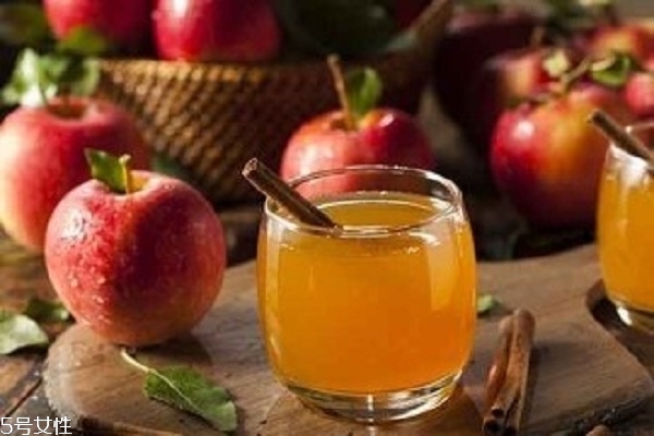 喝蘋(píng)果醋能降尿酸嗎 有一定作用但不可迷信