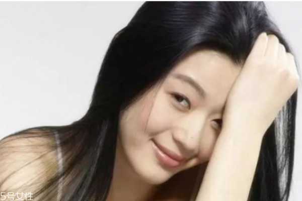 化妝品保質(zhì)期一般是多久 過(guò)期的就不要用了 化妝品保質(zhì)期一般是多久 過(guò)期的就不要用了