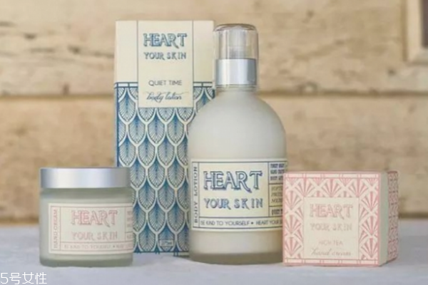 過期的化妝品用了會怎么樣 使用過期化妝品的危害 過期的化妝品用了會怎么樣 使用過期化妝品的危害