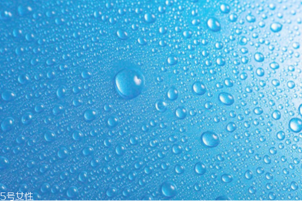 噴霧過期了還能用嗎 護(hù)膚品批號(hào)查生產(chǎn)日期 噴霧過期了還能用嗎 護(hù)膚品批號(hào)查生產(chǎn)日期