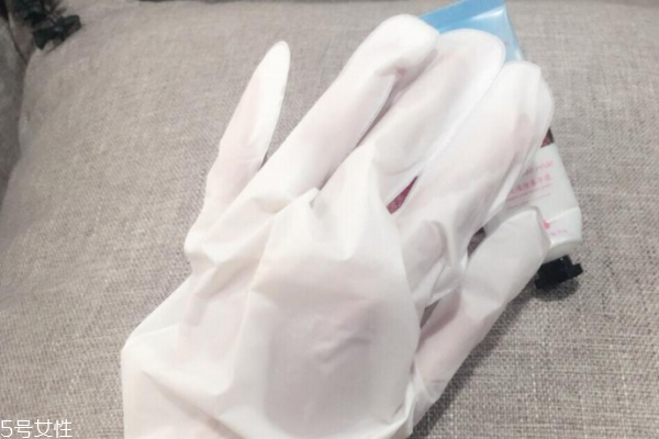 什么方法可以讓手白嫩 日常護(hù)理四點要牢記
