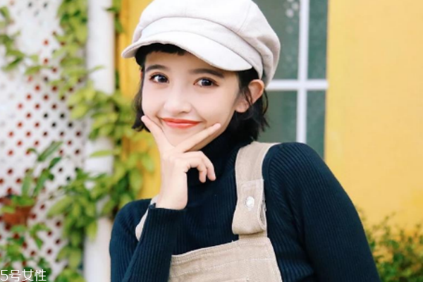 英倫風(fēng)穿搭女 小個子也能搞定 英倫風(fēng)穿搭女 小個子也能搞定