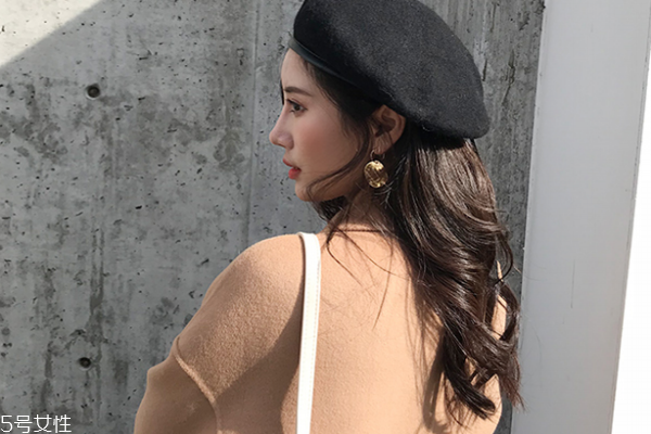 英倫風(fēng)穿搭女 小個子也能搞定 英倫風(fēng)穿搭女 小個子也能搞定