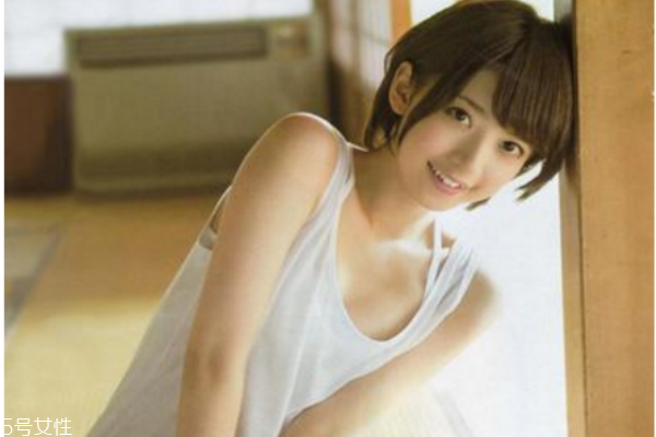 女性裸睡身體好 七大特征需知道 女性裸睡身體好 七大特征需知道