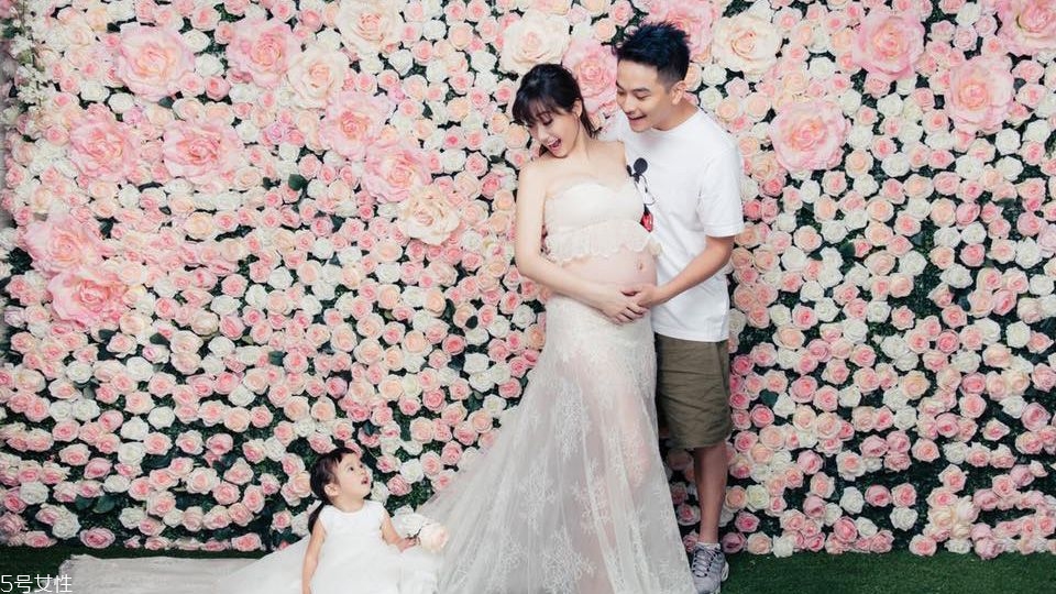 女明星懷孕為啥不胖 女星孕期體重控制秘訣盤點 女明星懷孕為啥不胖 女星孕期體重控制秘訣盤點