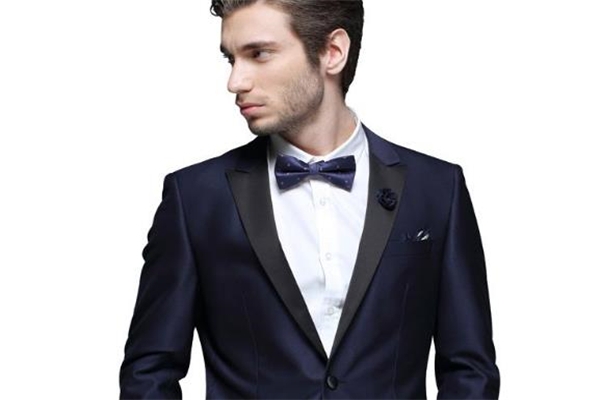 新郎結婚穿什么衣服 莊重得體很重要