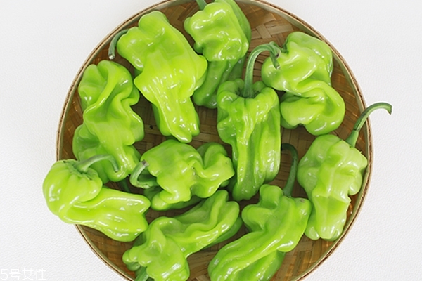 青椒為什么老了會(huì)變紅 原來(lái)這么神奇