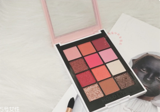 適合學生黨的眼影有哪些 學生黨眼影推薦