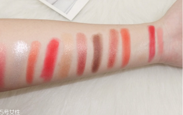 適合學生黨的眼影有哪些 學生黨眼影推薦