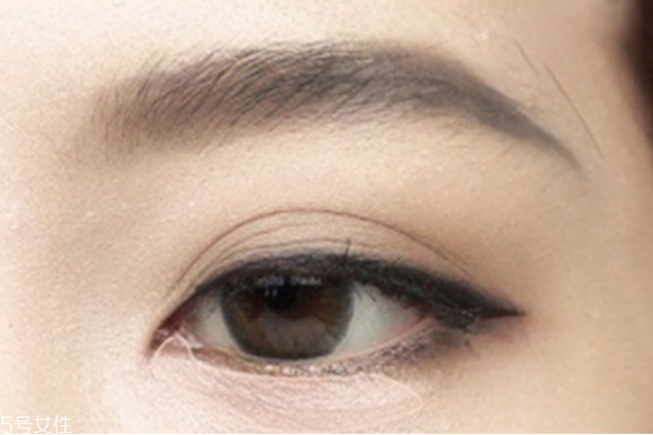 新娘妝怎么畫(huà)好看 輕松學(xué)會(huì)新娘妝容