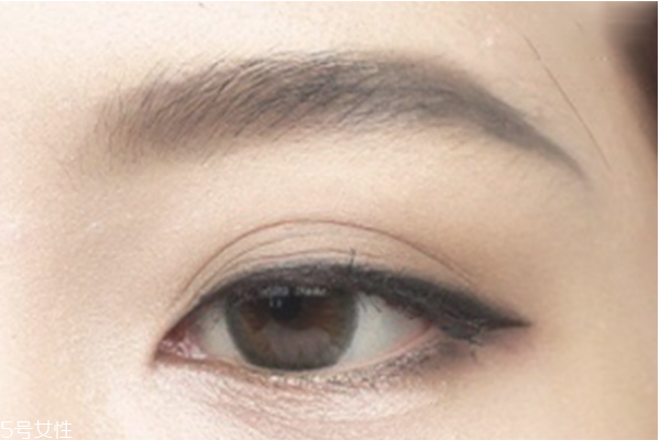 新娘妝怎么畫(huà)好看 輕松學(xué)會(huì)新娘妝容