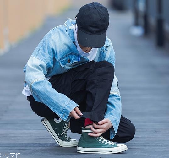 學(xué)院風(fēng)穿搭圖片 還原青春少女時(shí)代 學(xué)院風(fēng)穿搭圖片 還原青春少女時(shí)代