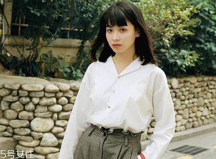 學(xué)院風(fēng)穿搭圖片 還原青春少女時(shí)代 學(xué)院風(fēng)穿搭圖片 還原青春少女時(shí)代