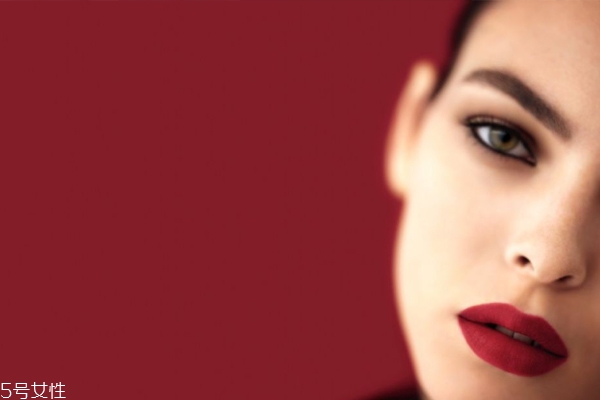 2018香奈兒秋冬口紅有哪些 秋冬口紅色號(hào)及試色價(jià)格 2018香奈兒秋冬口紅有哪些 秋冬口紅色號(hào)及試色價(jià)格