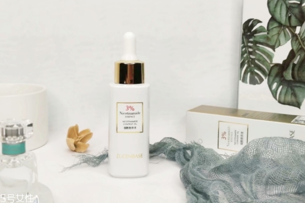 秋天皮膚怎么美白 這款不能錯過 秋天皮膚怎么美白 這款不能錯過